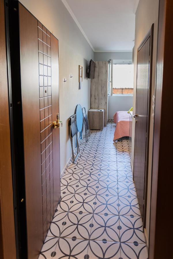 Modiano Studios Center-Your Urban Stay Soluň Exteriér fotografie